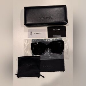 CHANEL  Black Sunglasses Set